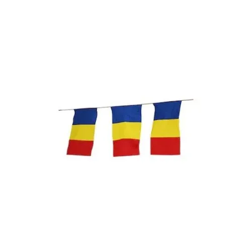 Ghirlandă 3m cu 10 steaguri ale României de 15 x 21 cm fiecare
